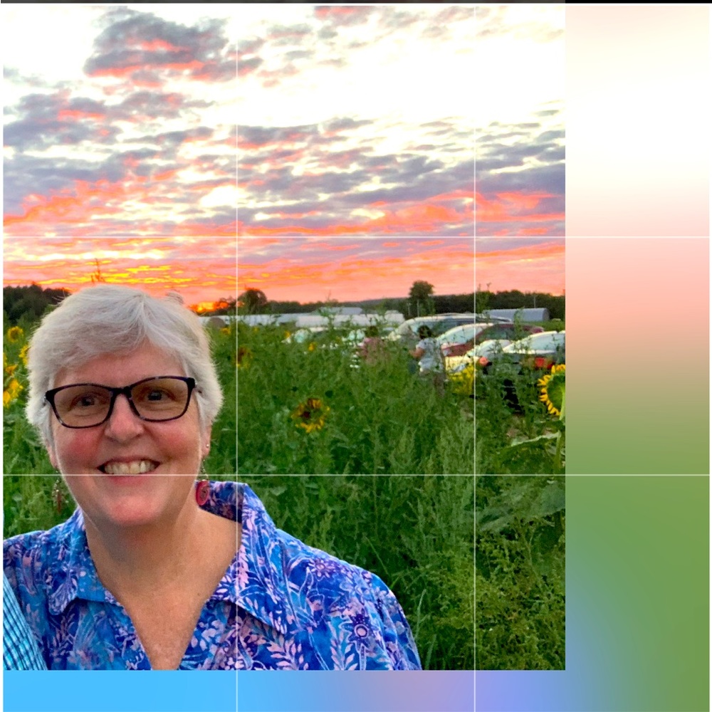 Meet your Posher, Nanci